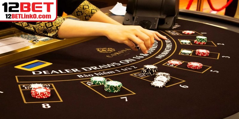 Với mỗi lá bài xuất hiện trong game sẽ tương ứng với một số điểm nhất định